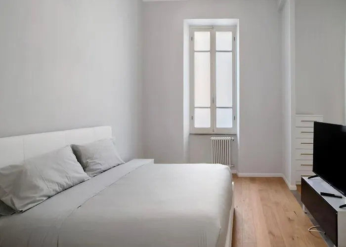 Casa Dante ألاسيو