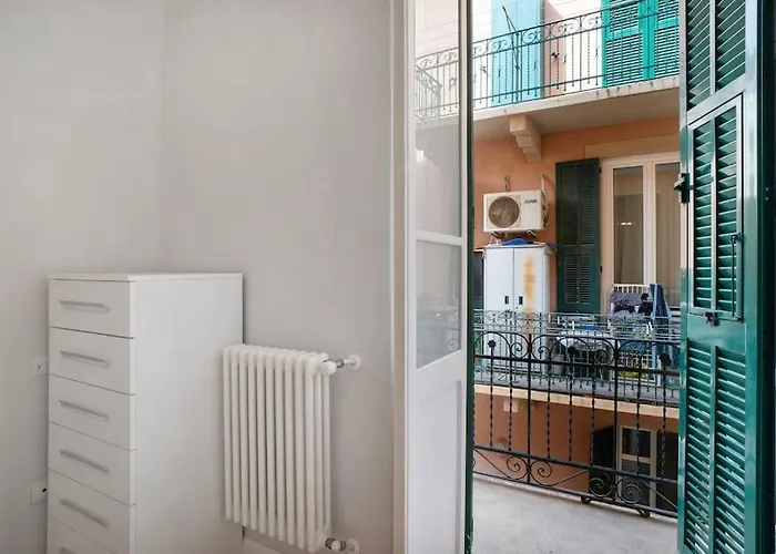 Casa Dante شقة ألاسيو